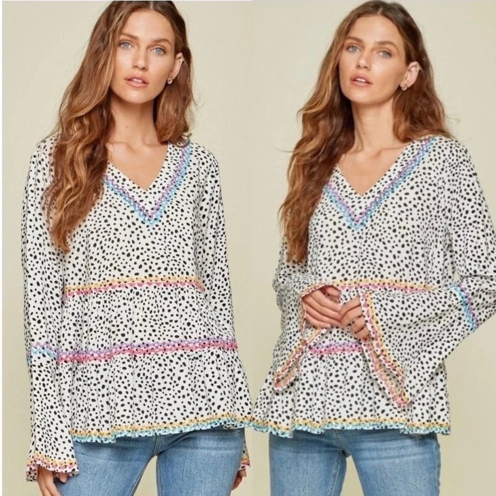 Savanna Jane Dalmatian Print Top Size 1X Embroidered Babydoll Bell Sleeve EUC
